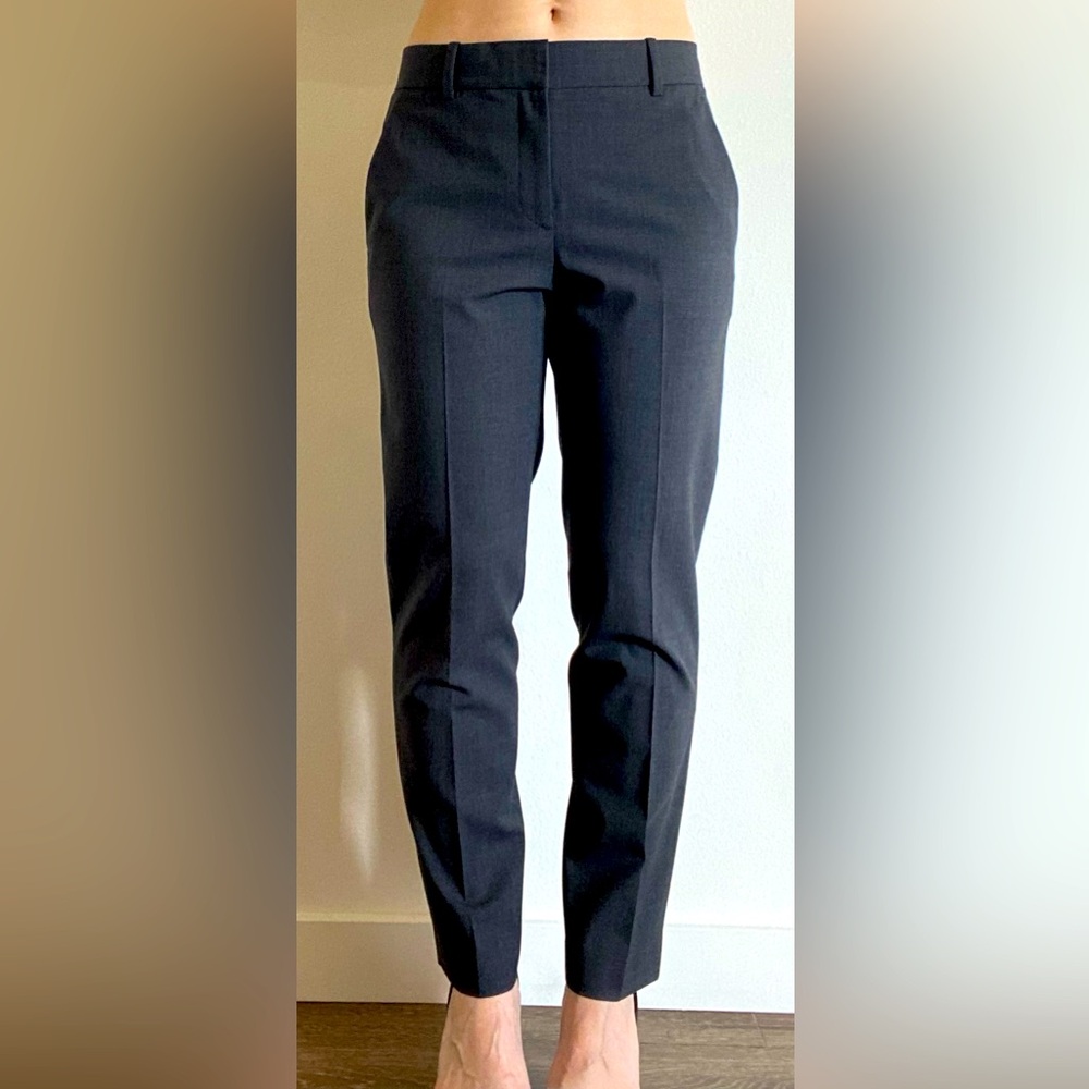 Theory Treeca 2 Good Wool Crop Suit pants: Size 0 Mid-Rise straight leg